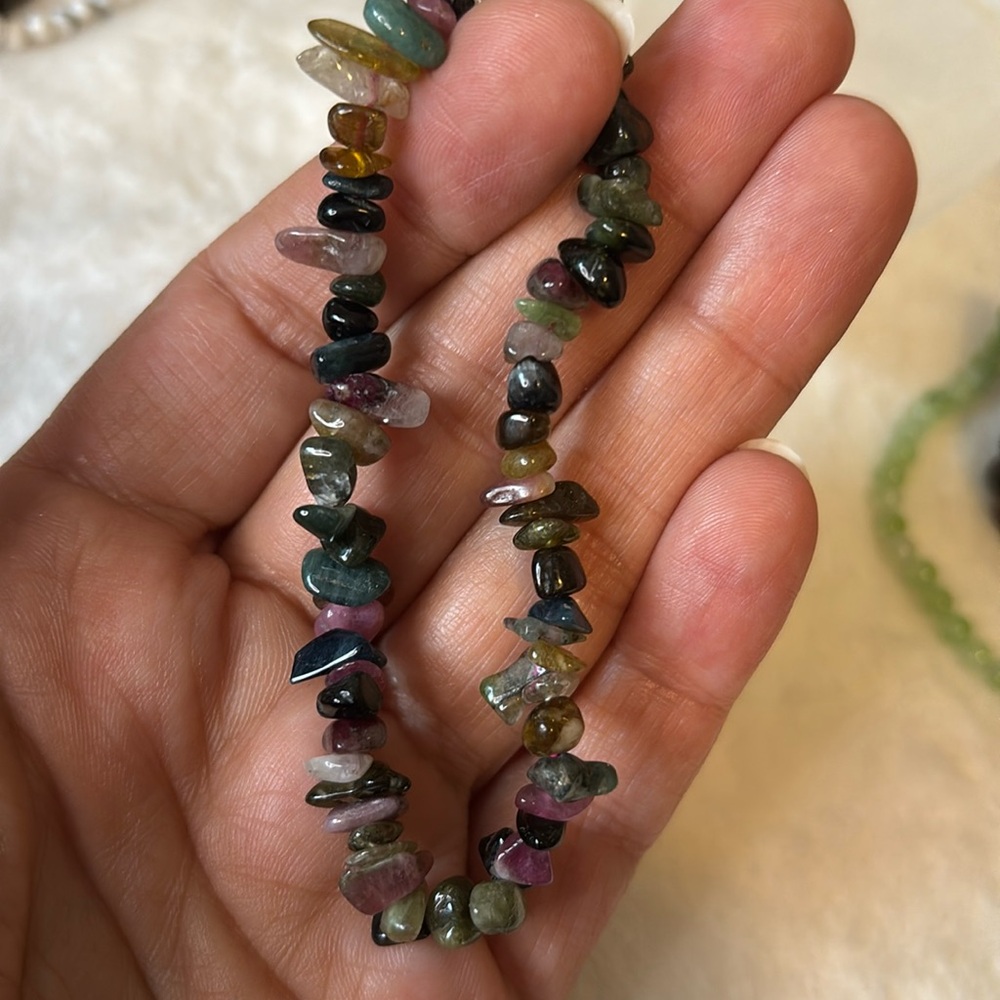 Natural Rainbow Tourmaline Chip Bracelet - Picture 3 of 3